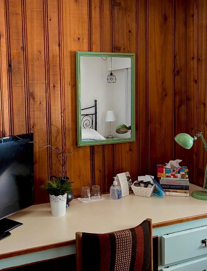 The Messy Owl Inn & Eco Haven Likely Eksteriør bilde